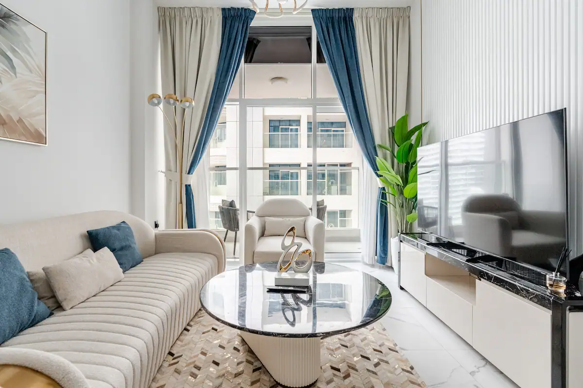 Luxenest | Royal Arabian Haven Luxury 2BR w/ Pool